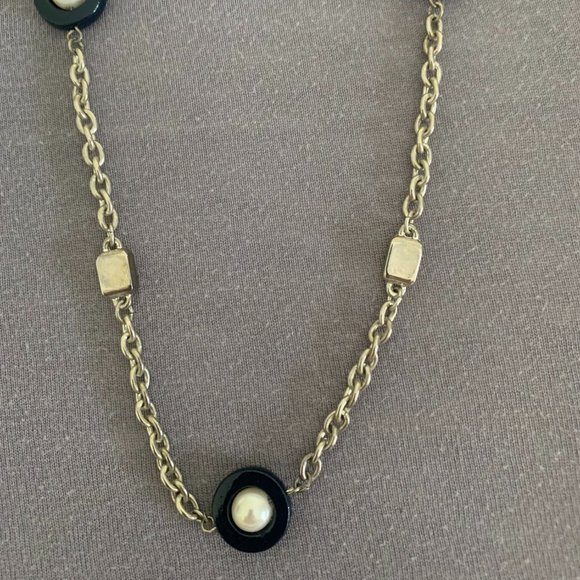 2/$20 Navy/Silver/Faux Pearl set of Necklace and Earrings - Picture 4 of 7